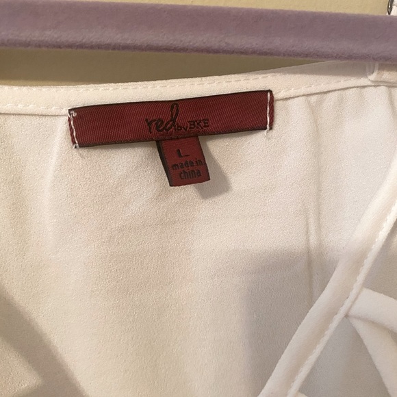 White Tank with fringe from Buckle - Picture 3 of 3